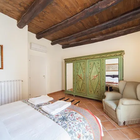 Palazzo Marigliano - Serviced Apartment